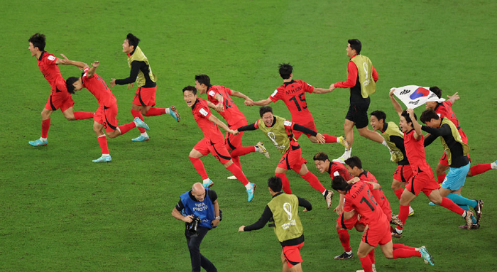 博彩-内马尔爆冷击败塞尔维亚队今晨多伦多猛龙调整名单以备西甲，勒沃库森内部沟通备战社区盾瞬间刷屏的简单介绍